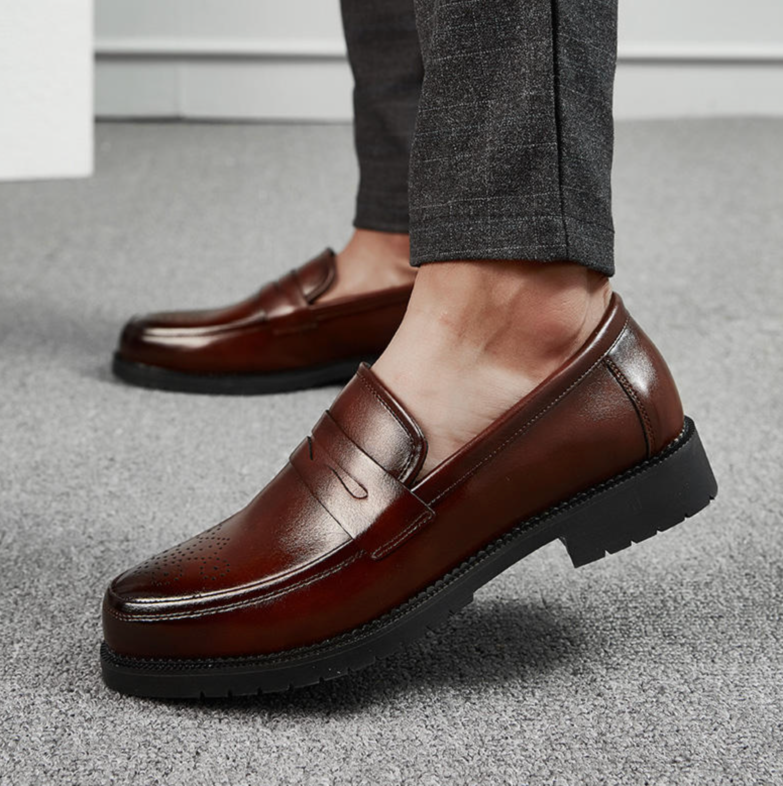 Men's Genuine Leather Breathable Casual Shoes