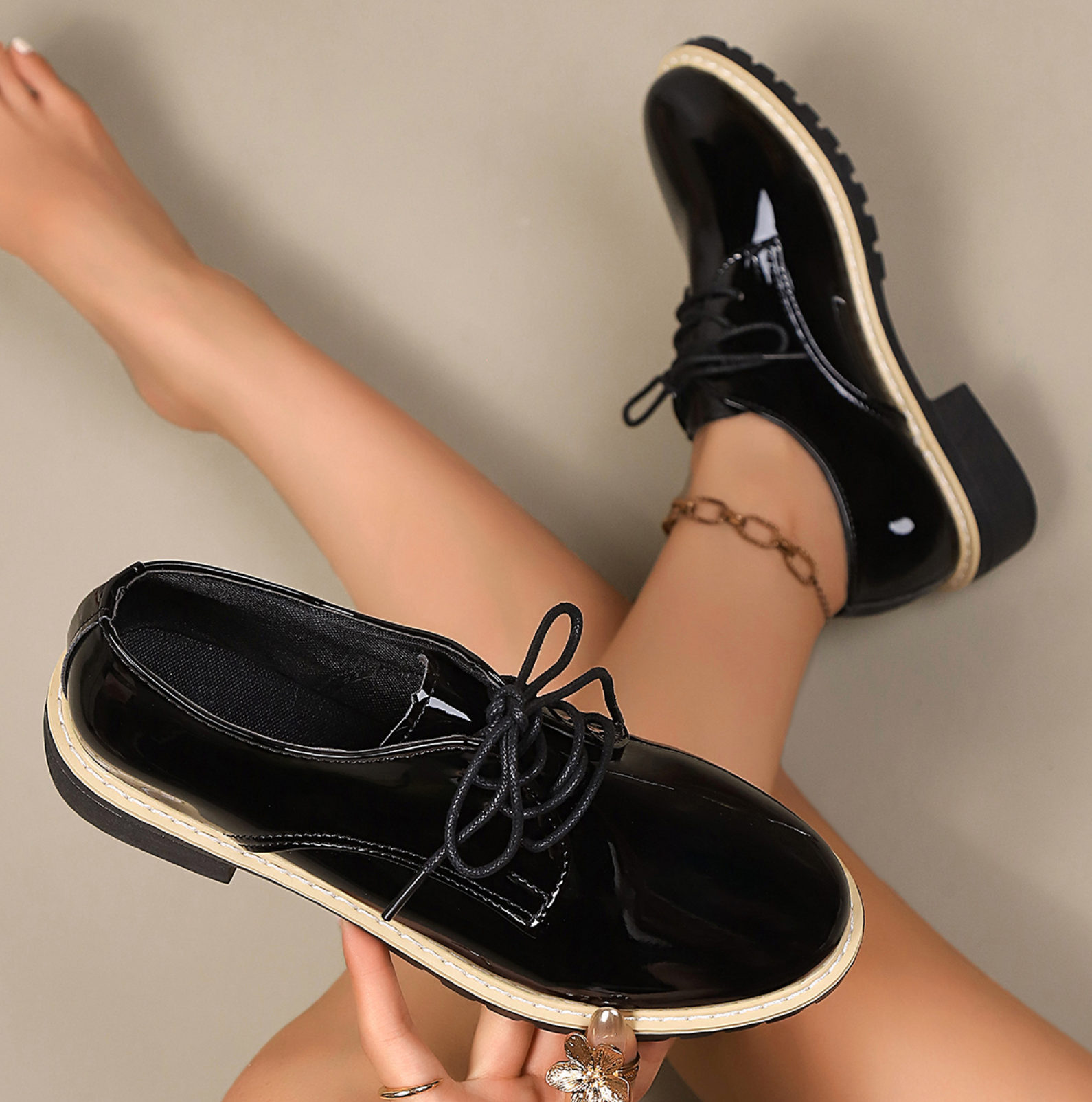 Women's Waterproof Anti-Slip Lace-Up Shoes